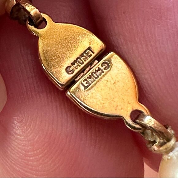 Vintage 70’s Monet Faux Pearl Necklace - Picture 5 of 5